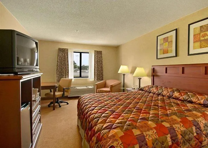 Baymont By Wyndham Hotel Tuscola