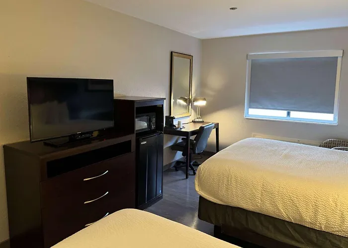 Hotel Baymont By Wyndham Tuscola