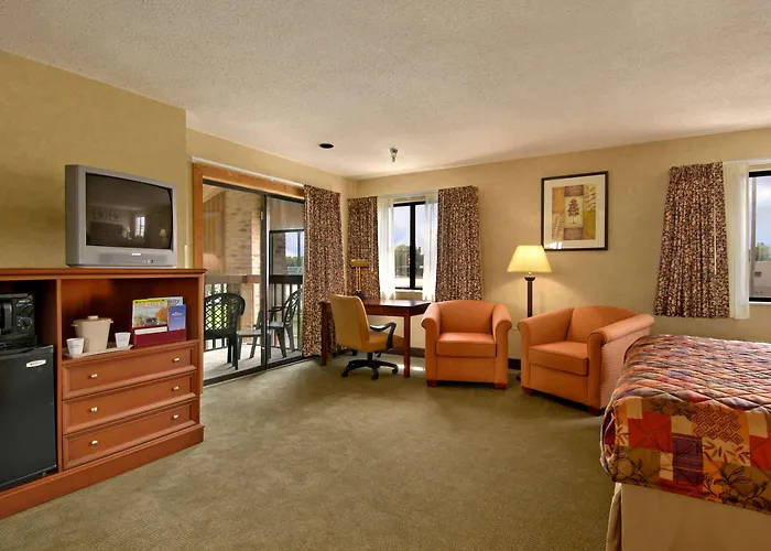 Hotel Baymont By Wyndham Tuscola