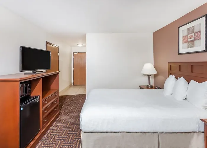 Baymont By Wyndham Hotel Tuscola